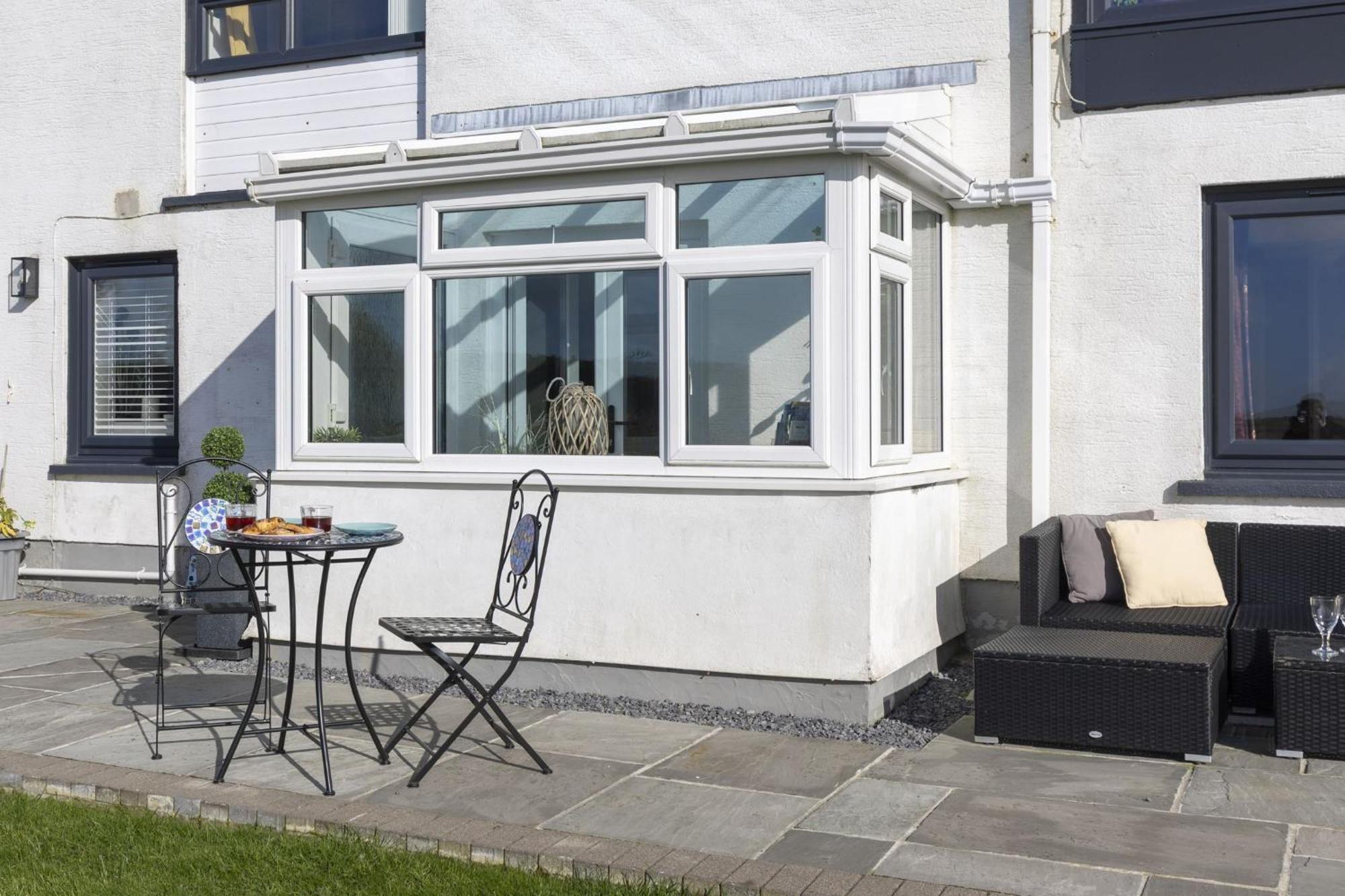 The Hidden Valley - A Stylish Rural Retreat, Perfect For Families St Clears Buitenkant foto